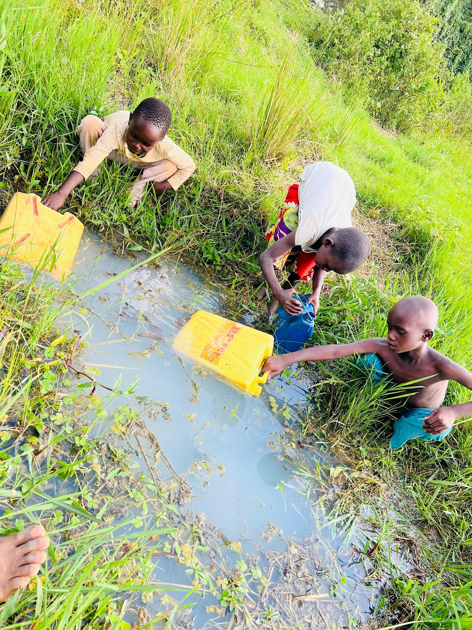 Water is Life, Be a beacon 🚨 of Hope to the most poor families in Uganda today.